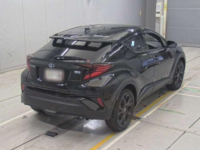 TOYOTA C-HR 2023