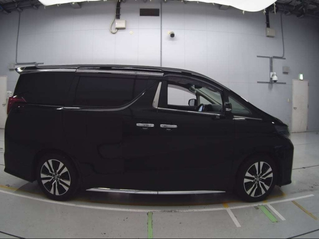 TOYOTA ALPHARD 2019