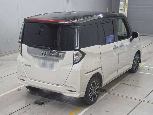 TOYOTA ROOMY 2025