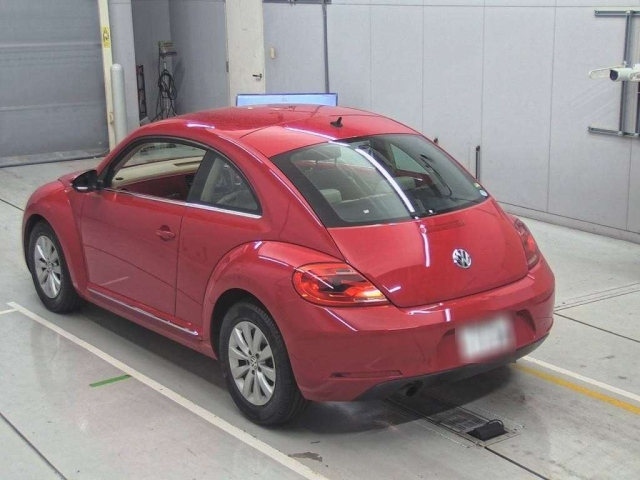 VOLKSWAGEN THE BEETLE 2015