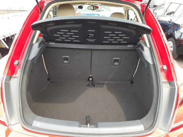 VOLKSWAGEN THE BEETLE 2015