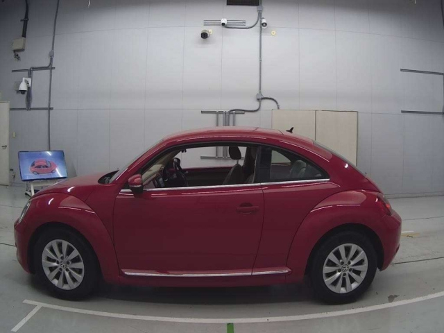 VOLKSWAGEN THE BEETLE 2015