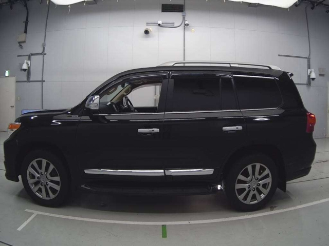 TOYOTA LAND CRUISER 2015