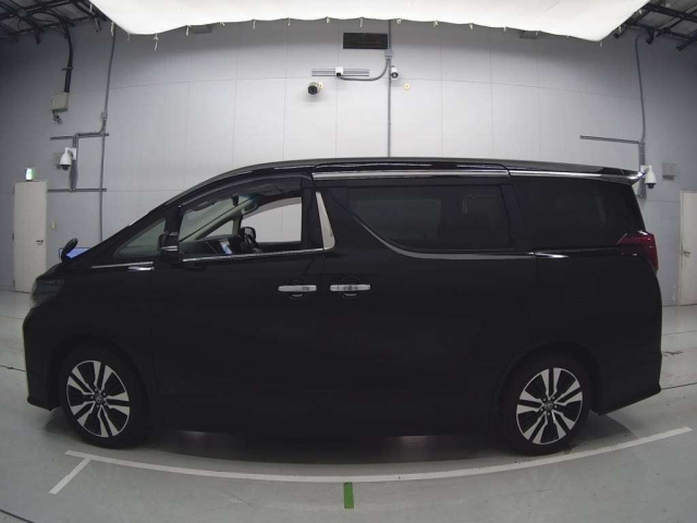 TOYOTA ALPHARD 2023