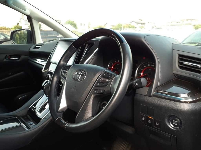 TOYOTA VELLFIRE 2018
