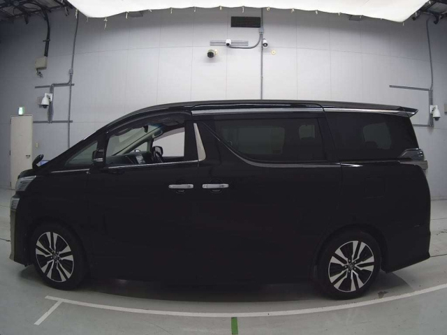 TOYOTA VELLFIRE 2018