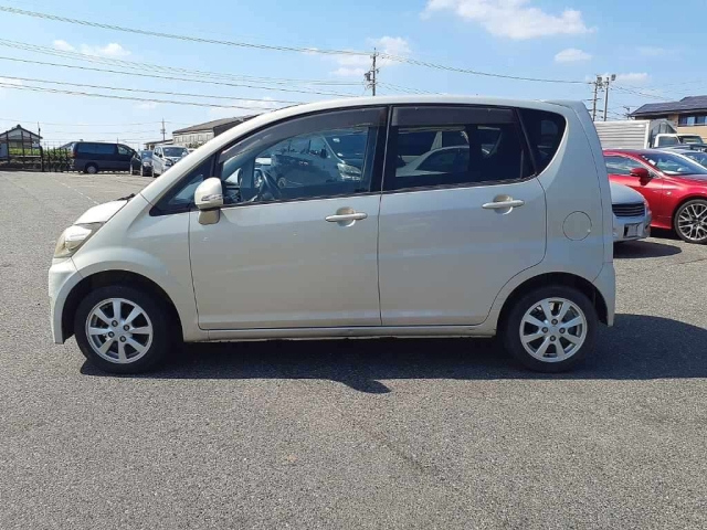 DAIHATSU MOVE 2008