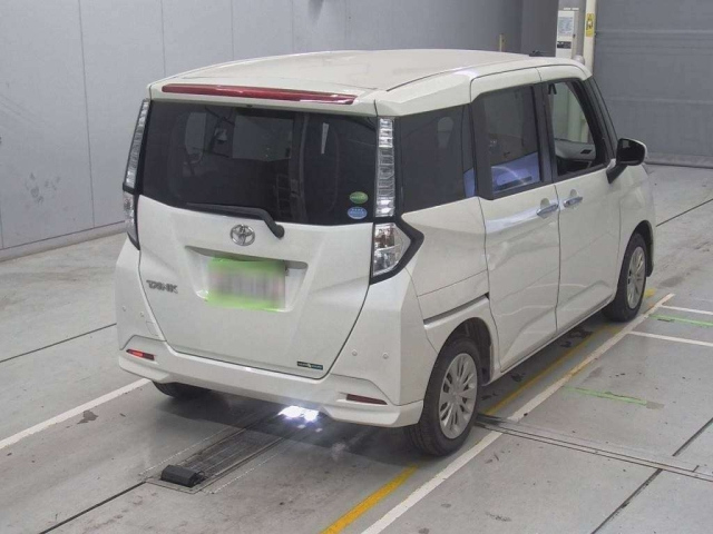TOYOTA TANK 2019