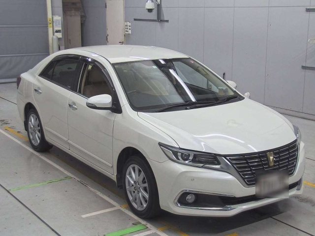 TOYOTA PREMIO 2020