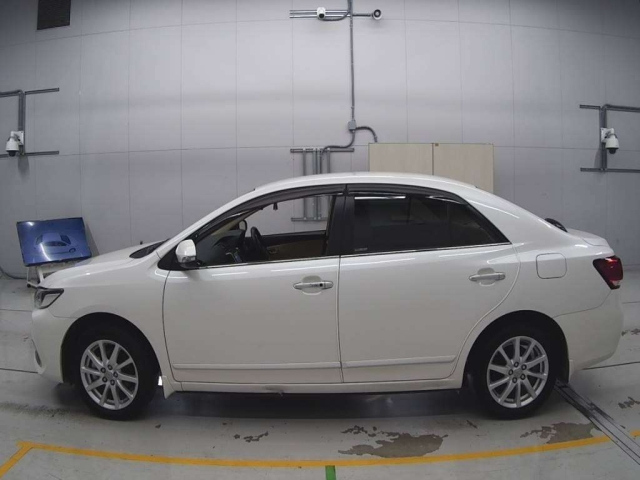TOYOTA PREMIO 2020