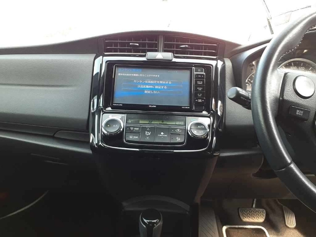 TOYOTA COROLLA FIELDER 2016