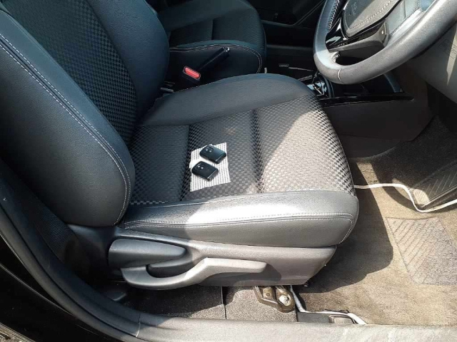 TOYOTA COROLLA FIELDER 2016