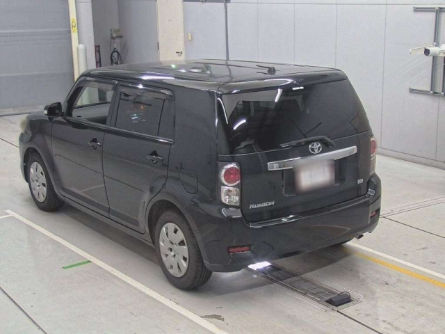 TOYOTA COROLLA RUMION 2012