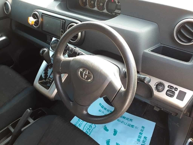 TOYOTA COROLLA RUMION 2012