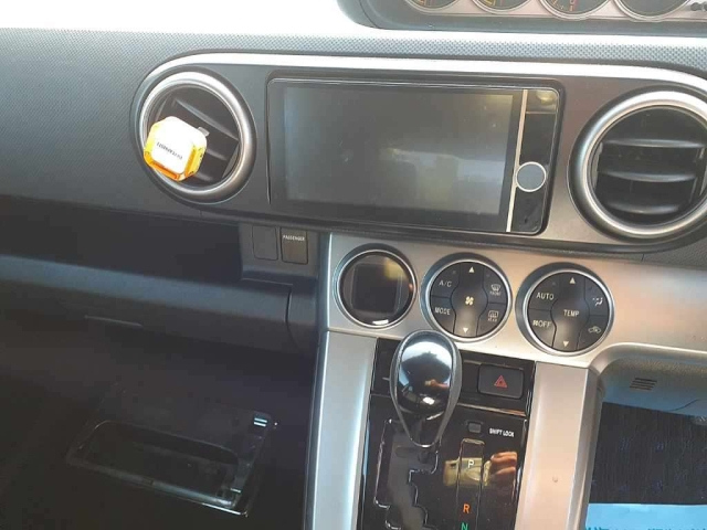 TOYOTA COROLLA RUMION 2012