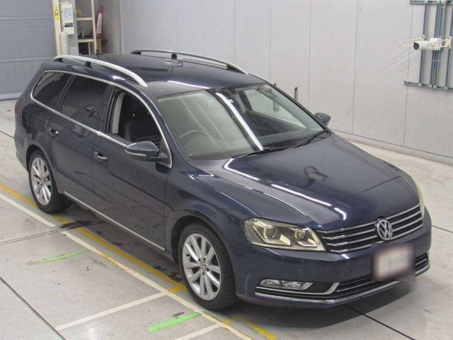 VOLKSWAGEN PASSAT VARIANT 2014