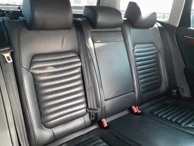 VOLKSWAGEN PASSAT VARIANT 2014