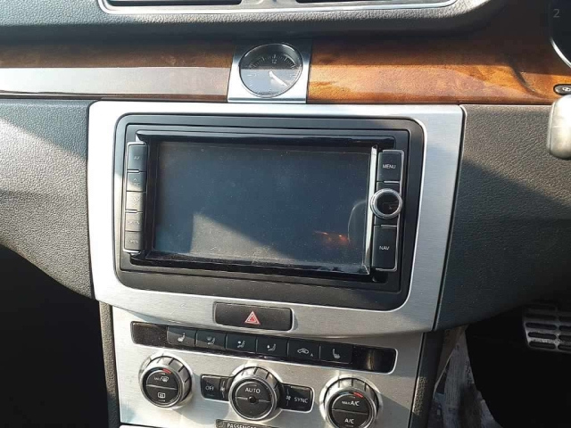 VOLKSWAGEN PASSAT VARIANT 2014