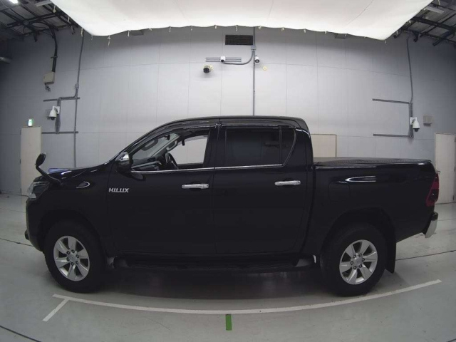 TOYOTA HILUX 2021
