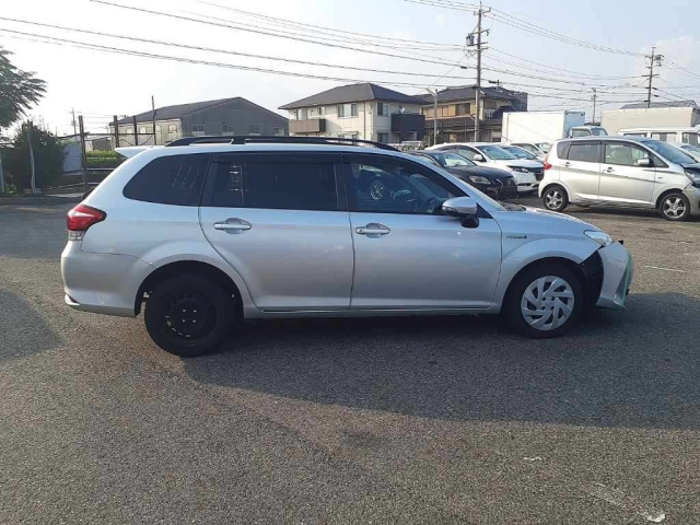 TOYOTA COROLLA FIELDER 2020