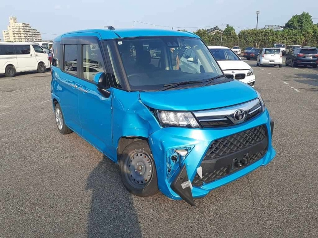 TOYOTA ROOMY 2023