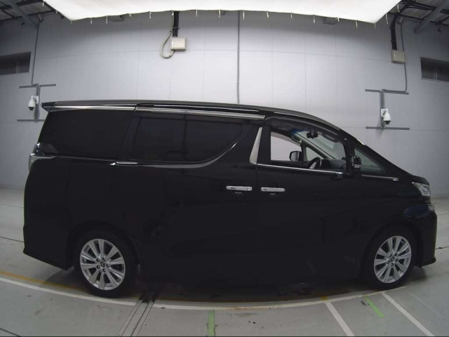 TOYOTA VELLFIRE 2017