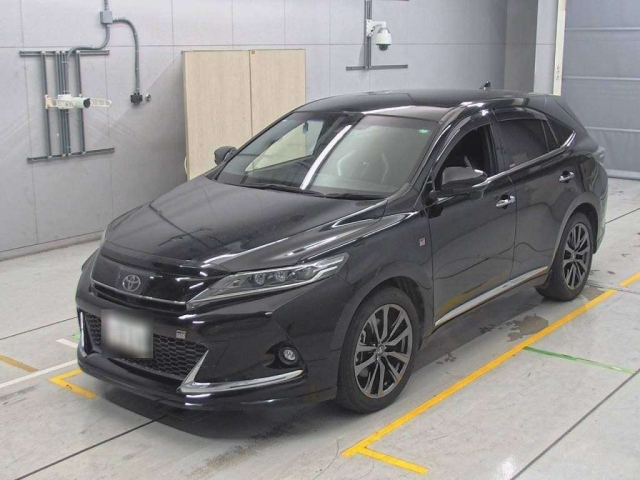 TOYOTA HARRIER 2017