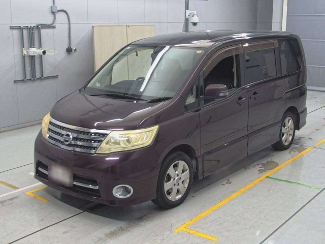 NISSAN SERENA 2010