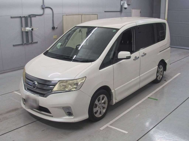 NISSAN SERENA 2011