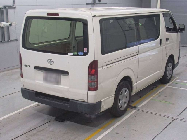 TOYOTA HIACE VAN 2020