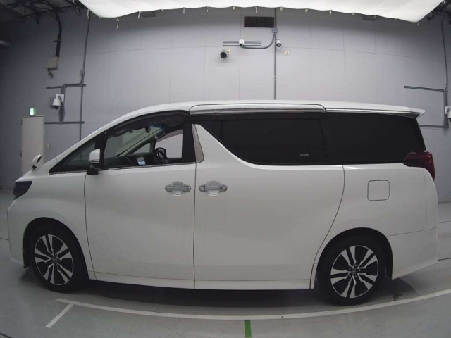 TOYOTA ALPHARD 2019