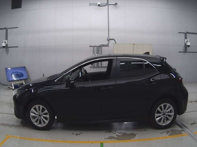TOYOTA COROLLA SPORT 2025