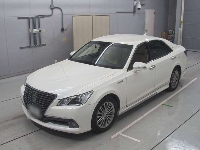 TOYOTA CROWN 2013