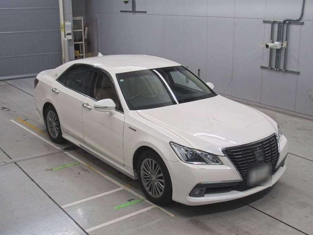 TOYOTA CROWN 2013