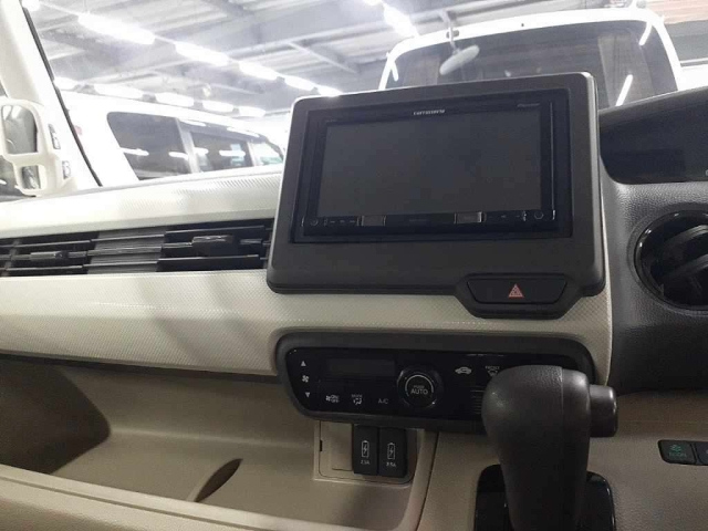 HONDA N BOX 2018