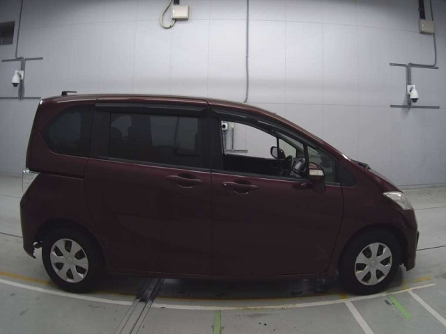 HONDA FREED 2014