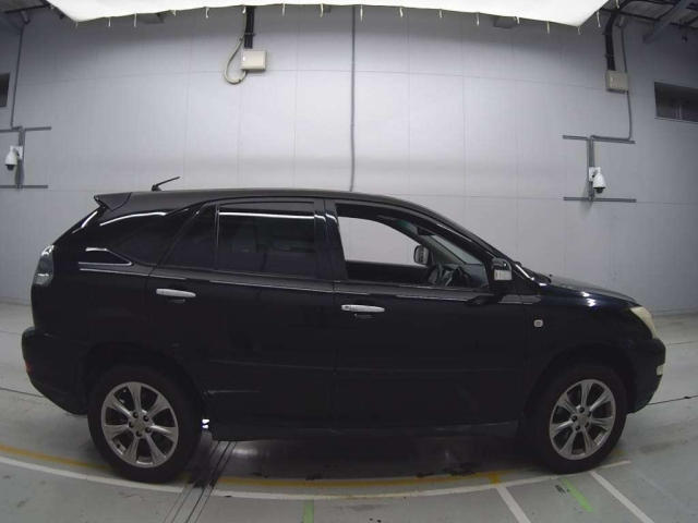 TOYOTA HARRIER 2009