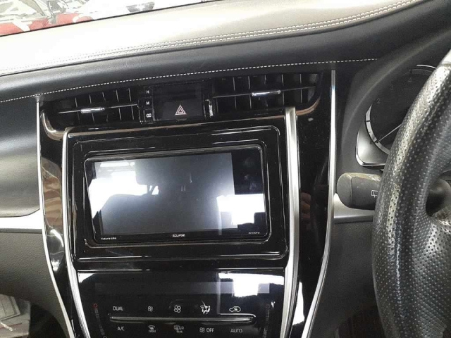 TOYOTA HARRIER 2017