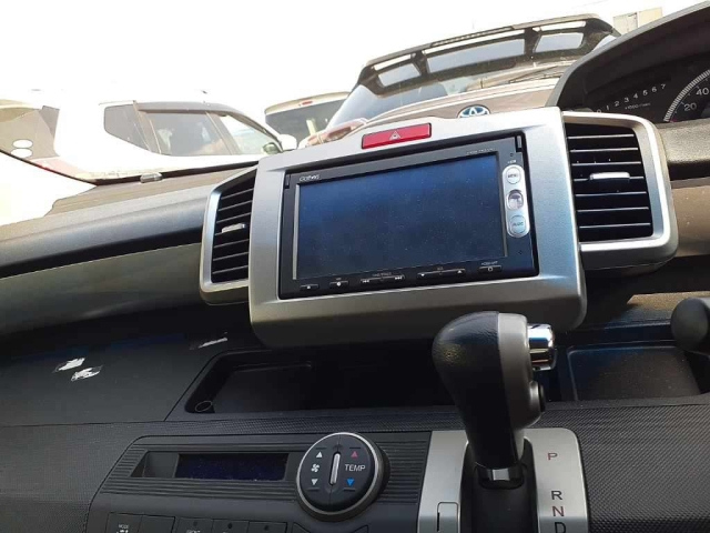 HONDA FREED 2014
