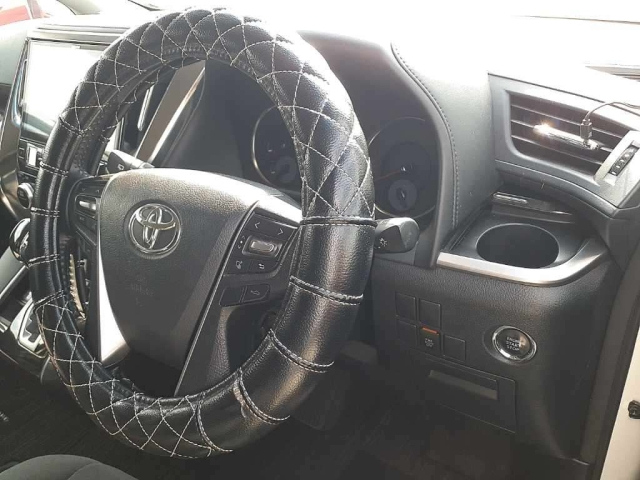 TOYOTA ALPHARD 2016