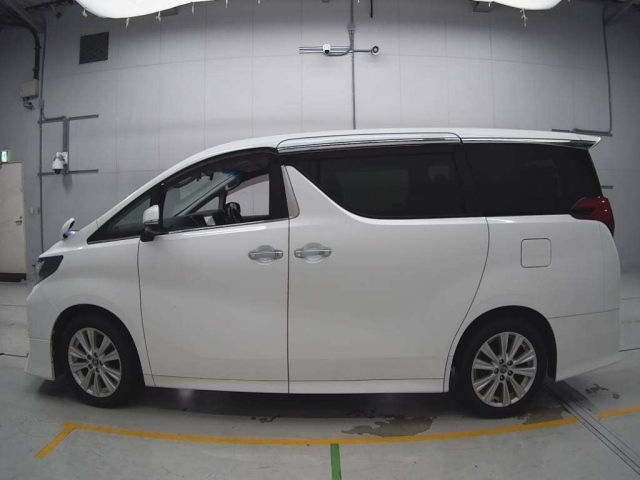 TOYOTA ALPHARD 2016