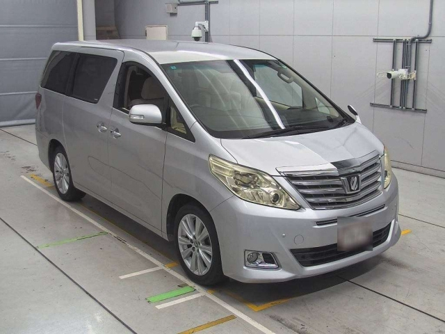 TOYOTA ALPHARD 2013