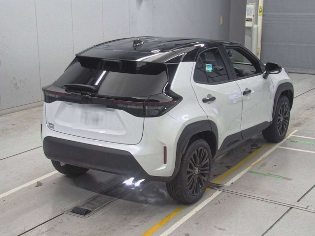 TOYOTA YARIS CROSS 2025
