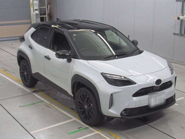 TOYOTA YARIS CROSS 2025