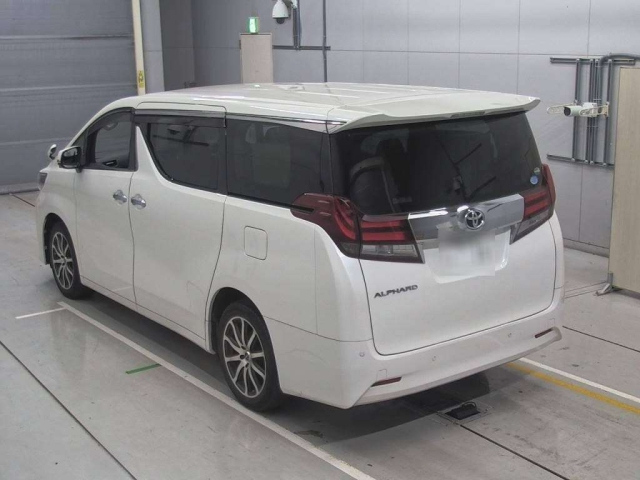TOYOTA ALPHARD 2016