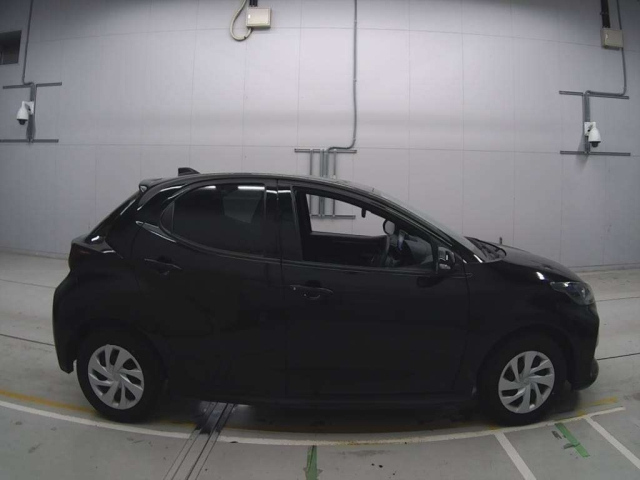 TOYOTA YARIS 2021