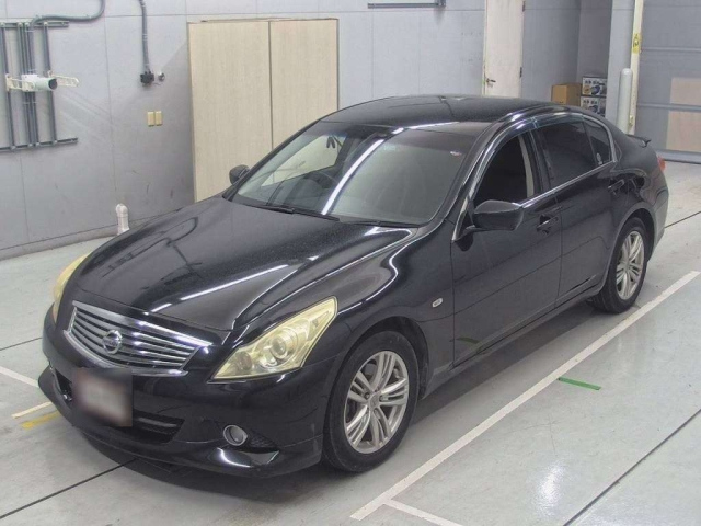 NISSAN SKYLINE 2010