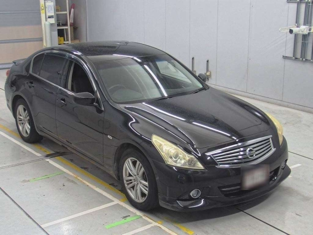 NISSAN SKYLINE 2010