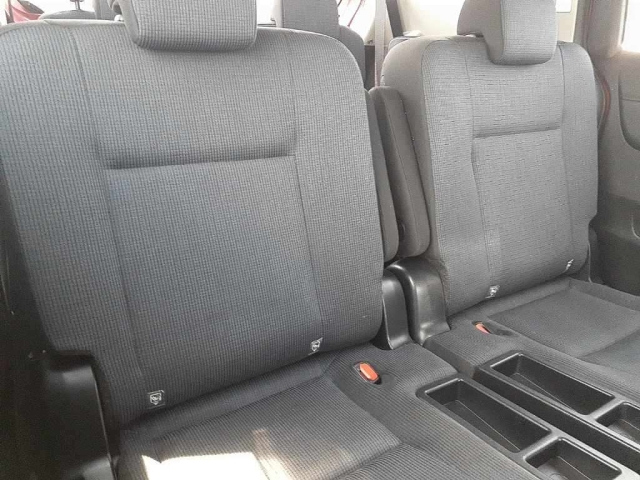 TOYOTA SIENTA 2016
