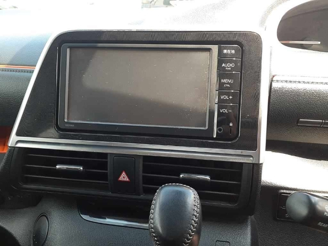 TOYOTA SIENTA 2016